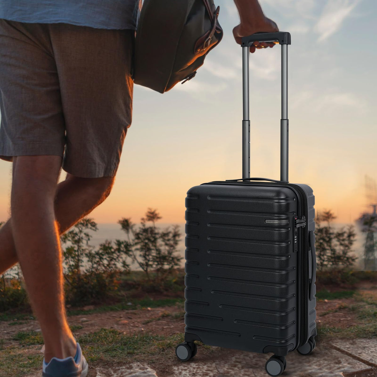 Black 20-Inch Carry On Luggage with Spinner Wheels V904082