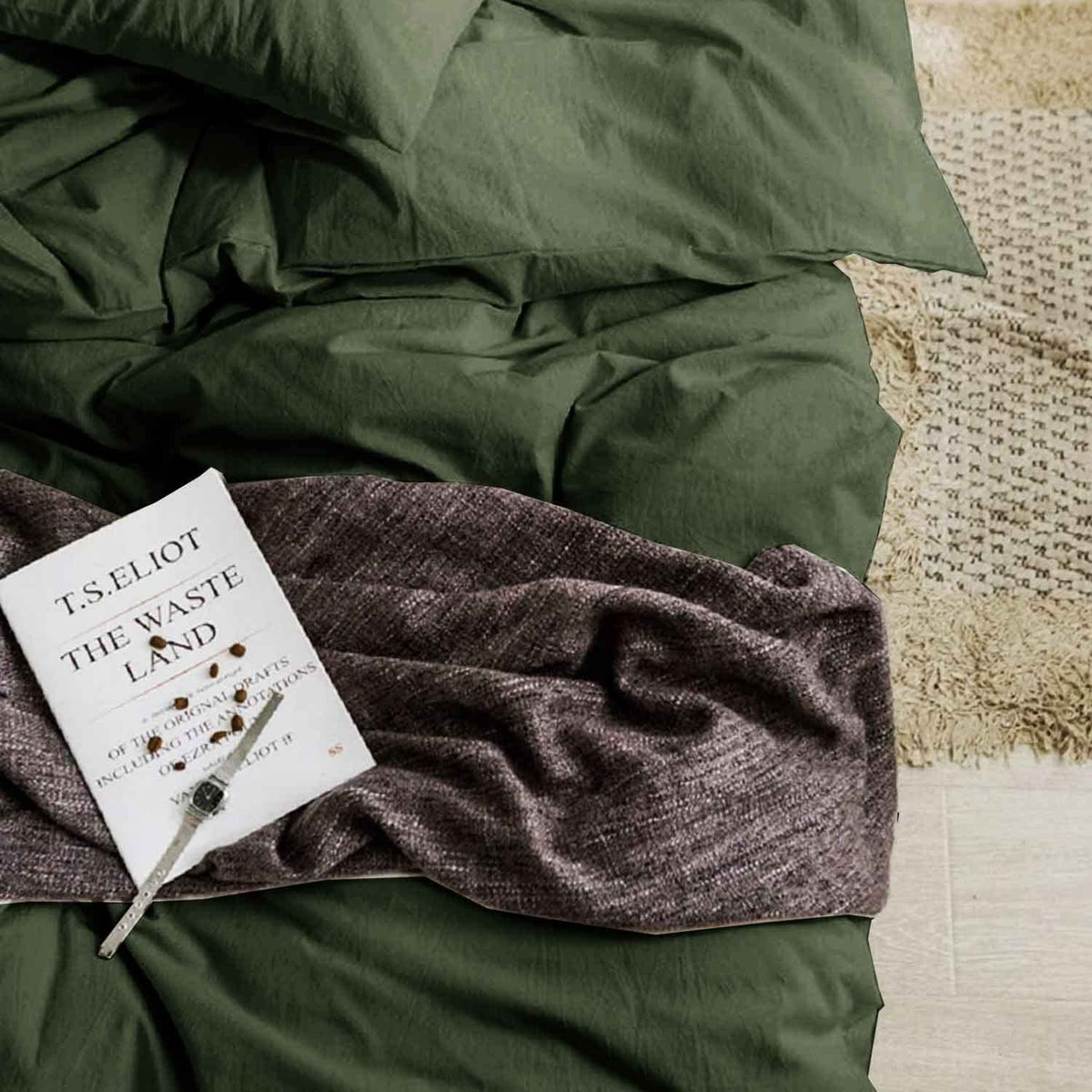 Dark Olive Green King Size 3 Piece Comforter Set H917