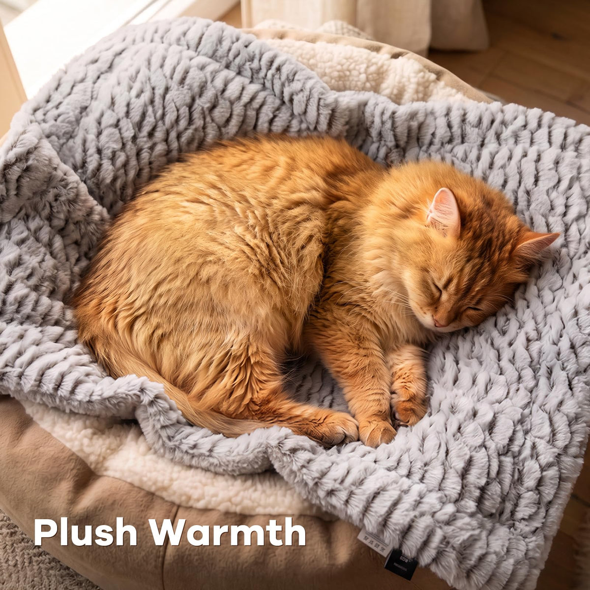 Self Warming Cat Bed Q9659
